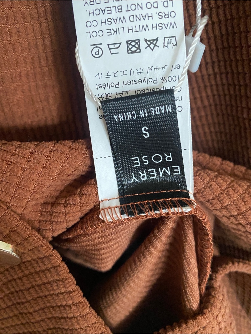 Utility Shacket Jacket in Rust - Picture 2 of 4